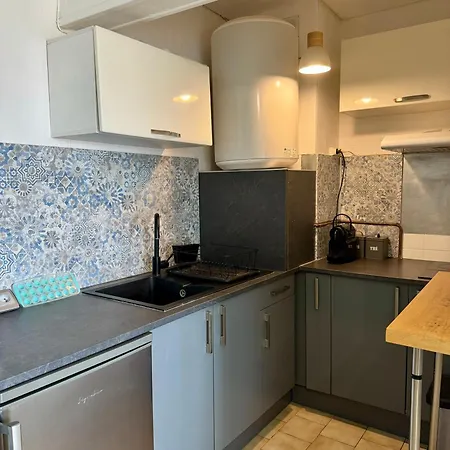 4 Pers 50 M 4b237 Apartman *